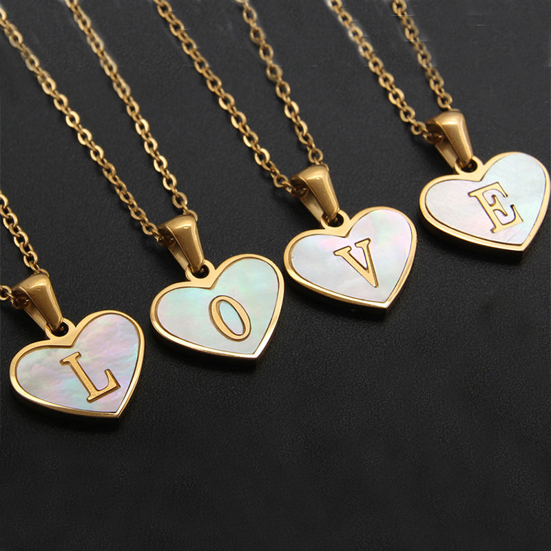 26 Letter Heart-shaped Personalized Necklace White Shell Love Clavicle Chain Fashion